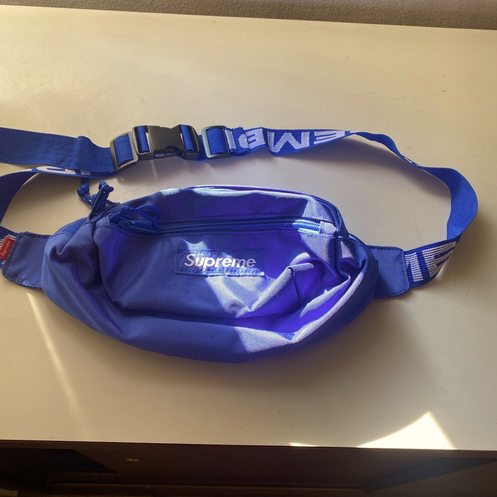 Supreme blazing blue fanny pack
